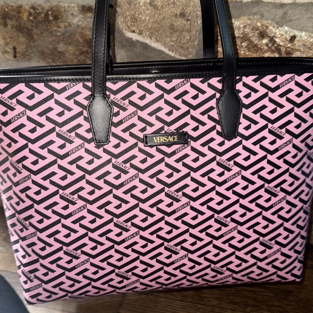 NEW Versace Geometric Pink and Black Tote with dust bag NWT AUTHENTIC - Picture 16 of 17